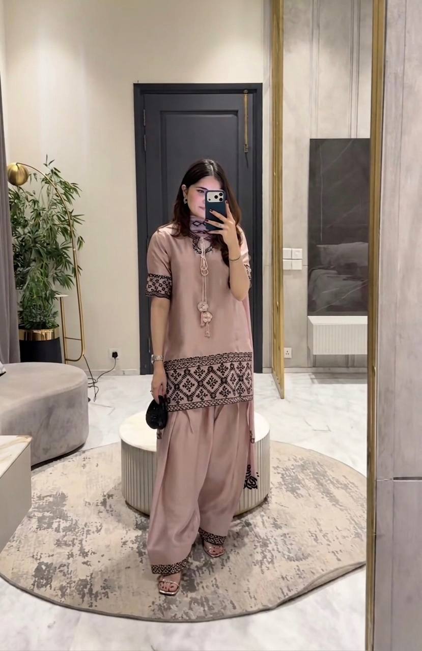 Luxe Taupe & Noir Silk Ensemble